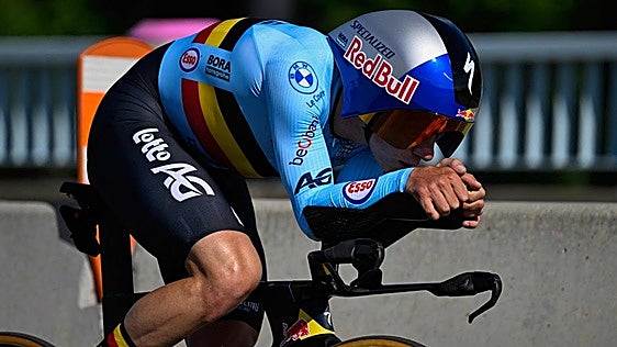 Otro mordisco mundial del 'Pitbull': Evenepoel  gana su cuarto arcoíris consecutivo en contrarreloj
