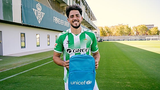 El Betis se une a UNICEF para lanzar 'El Betis hace escuela'