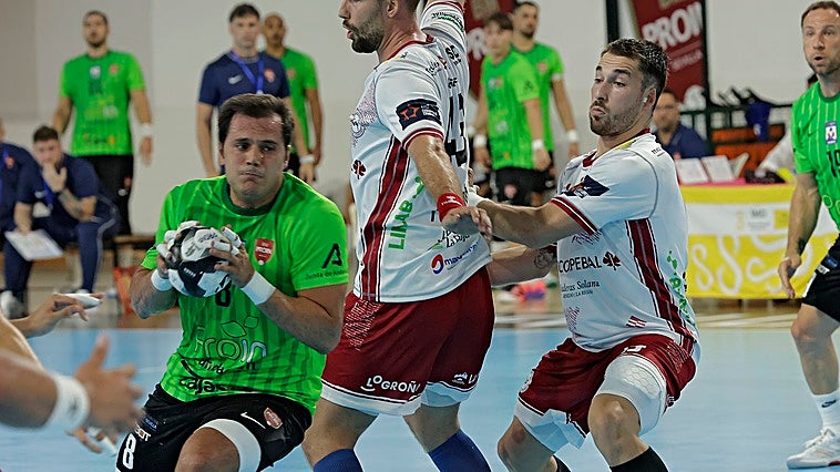 El calendario reta al Cajasol Sevilla Proin, a las puertas de un triple turno a domicilio