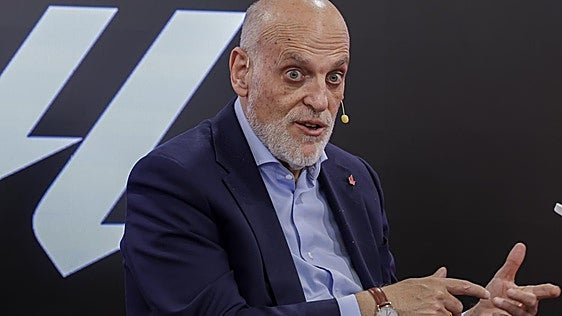 Tebas afea los lamentos arbitrales del Madrid y el club responde: «Es intolerable»
