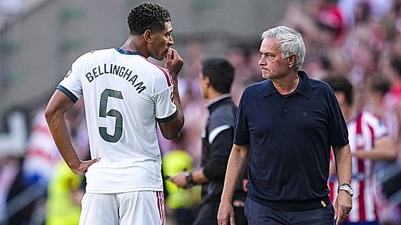 Los quebraderos de cabeza de Mourinho más allá de los árbitros