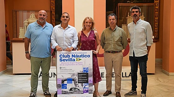 Sevilla nada por Nepal en la novena edición de la travesía Brazadas Solidarias