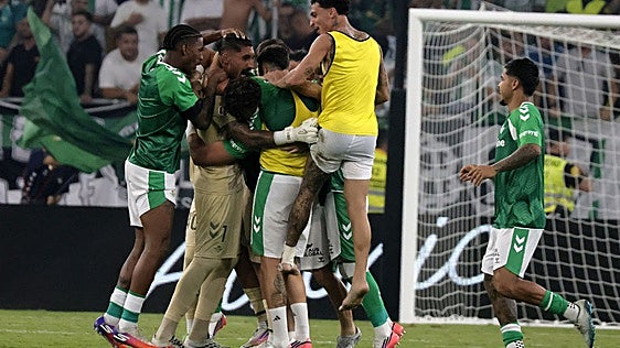 El secreto de Álvaro Valles y la ilusión por la Champions: «Queremos estar entre los 24 mejores»