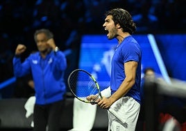 Jódar y Alcaraz impulsan a Europa en una jornada de estreno con victoria en la Laver Cup