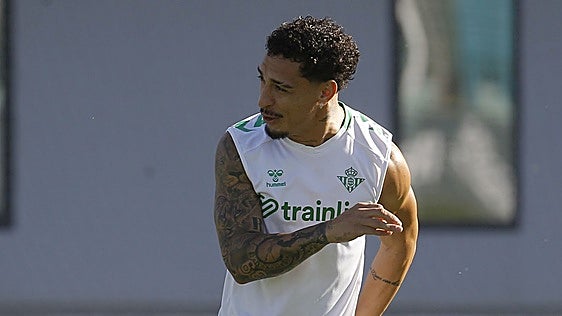 Antony deja atrás la lesión de pubis: «Ahora puedo jugar sin pastillas»