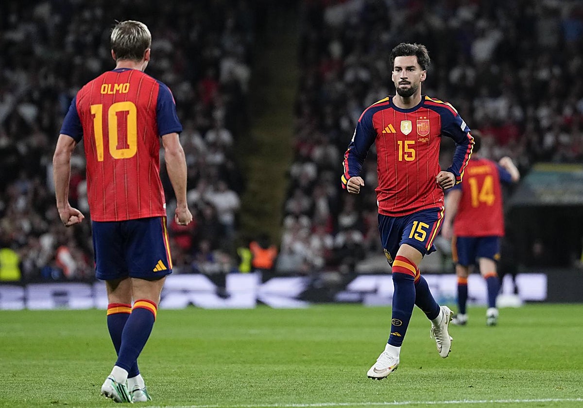 Álex Baena, imitador de Iniesta, soldado de De la Fuente y decisivo con España