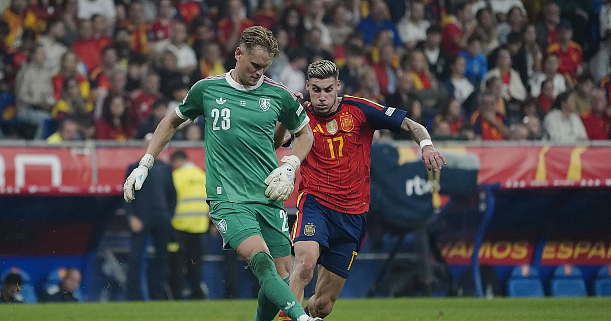 Spain beat Czech Republic 3-1 as De la Fuente debuts Fresneda and Roberto