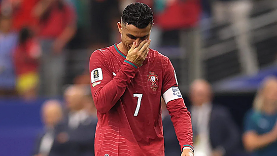 Cristiano pide perdón a los portugueses y acusa al seleccionador de faltar a su palabra