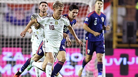 Uno por uno: Unai Simon, más trabajo que en todo el Mundial