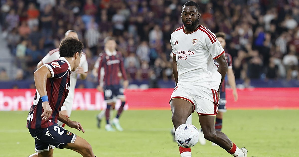 Levante UD - Sevilla FC, las notas de los jugadores: Fofana lidera, Isaac golazo y lío y Cordero es lamentable protagonista