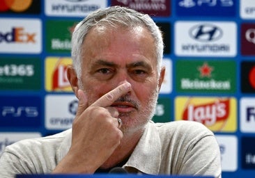 Mourinho: «Solo hace falta ver el primer minuto del Madrid-Villarreal para saber lo que pasó»