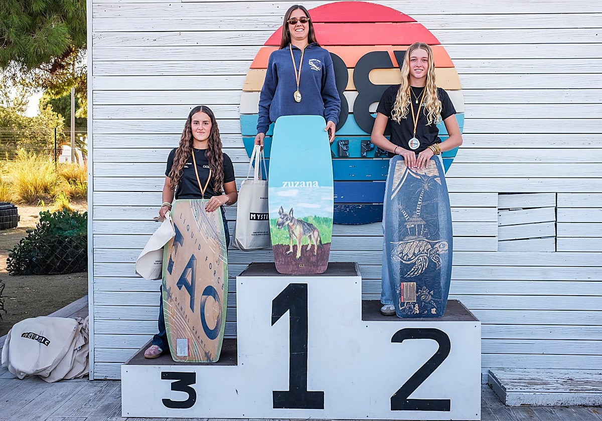 Ane Armas Segovia se proclama campeona de España de Cable Wakeboard 2026