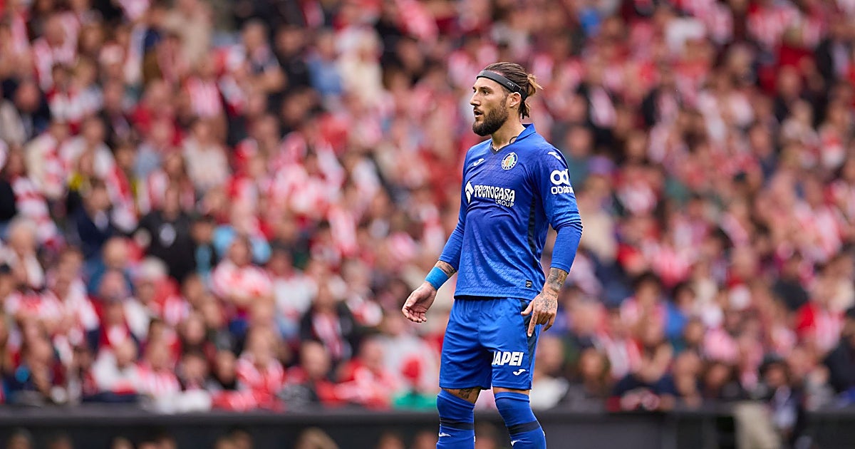 Nemanja Gudelj Faces Sevilla for the First Time After Seven Seasons