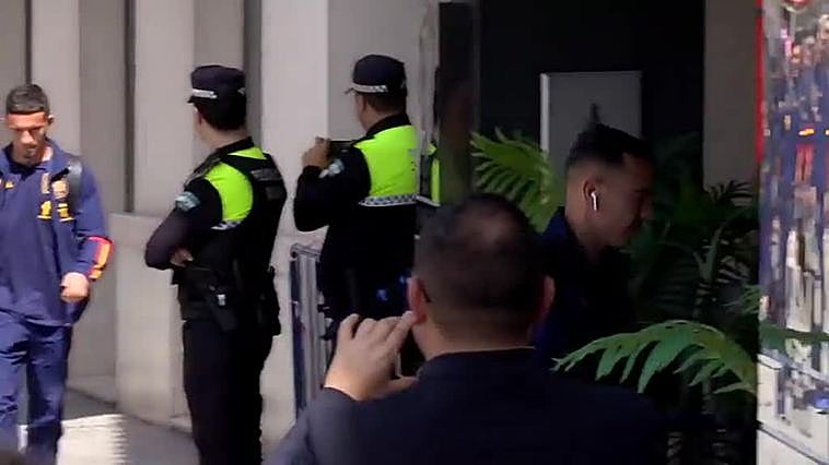 Recibimiento por todo lo alto a la selección en Málaga