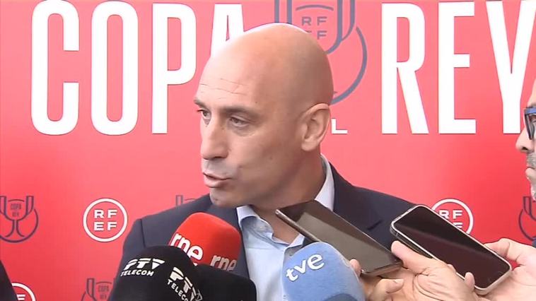 Rubiales insta a LaLiga a que dé una respuesta sobre la implementación del fuera de juego semiautomático