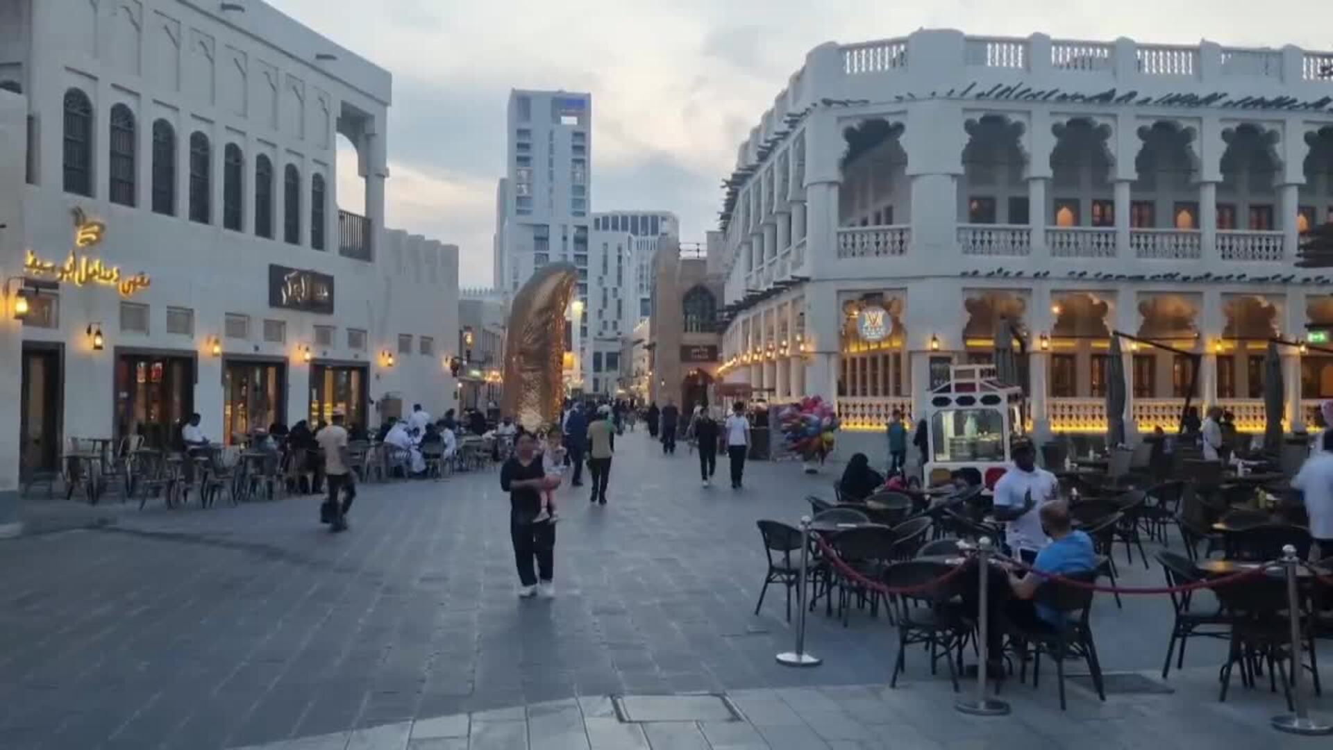 Calma, calor y todo intacto en Catar un año después de la fiesta ...