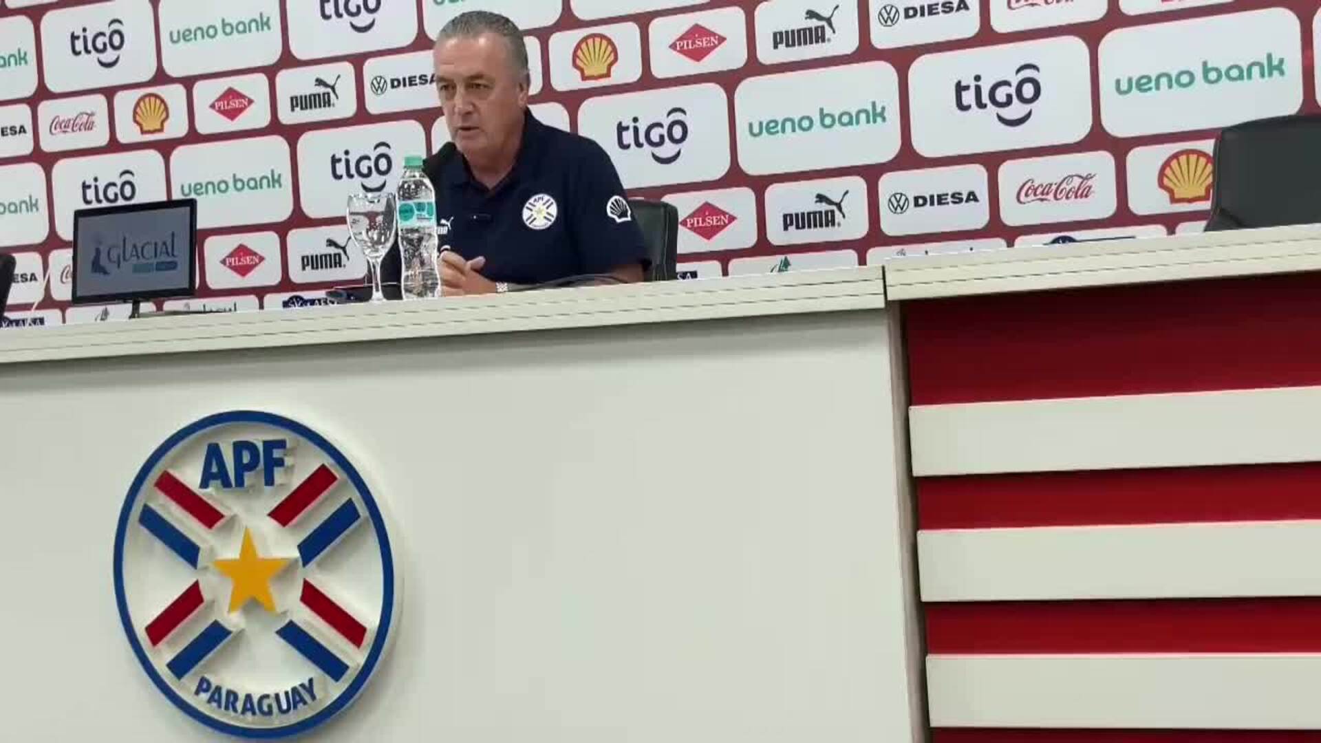 Alfaro y Paraguay se preparan para un partido de