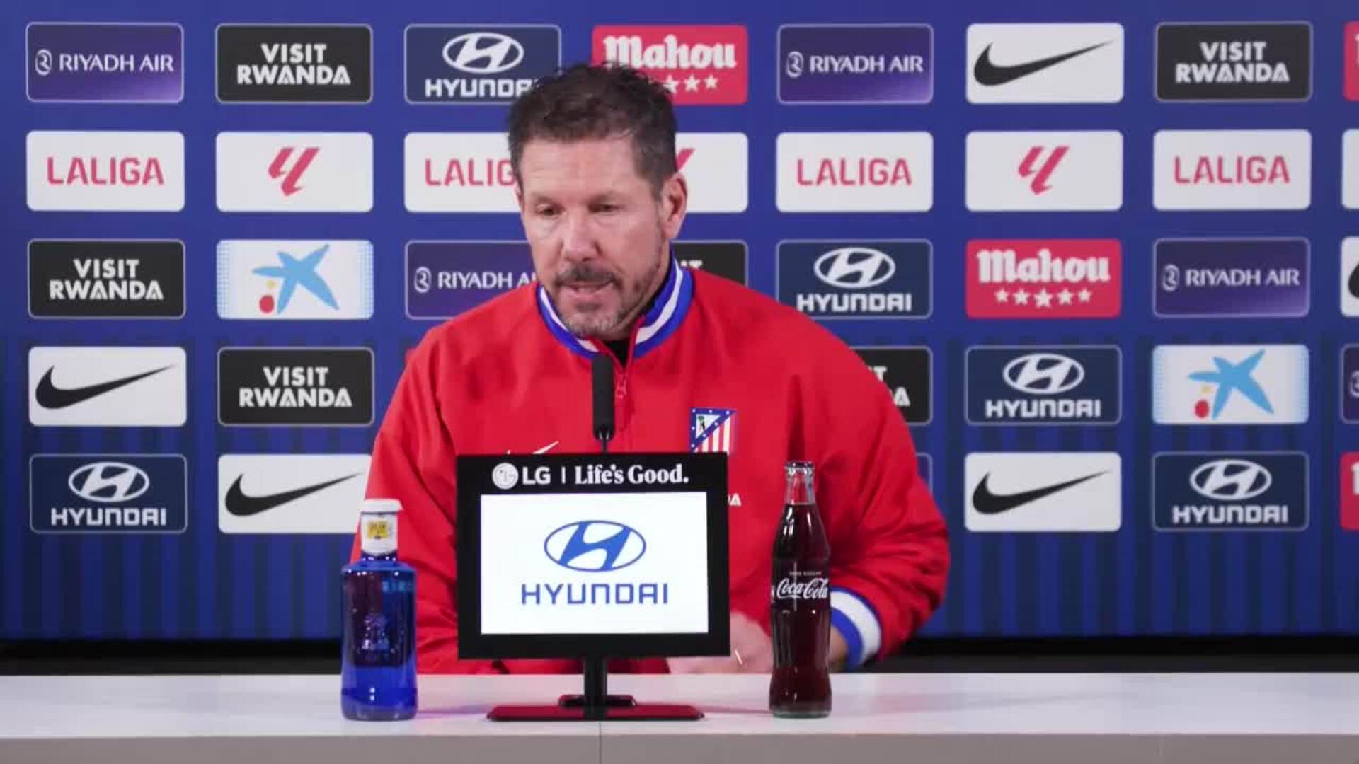 Simeone: “Le Normand entrenó muy bien y valoraremos si está para jugar de inicio”