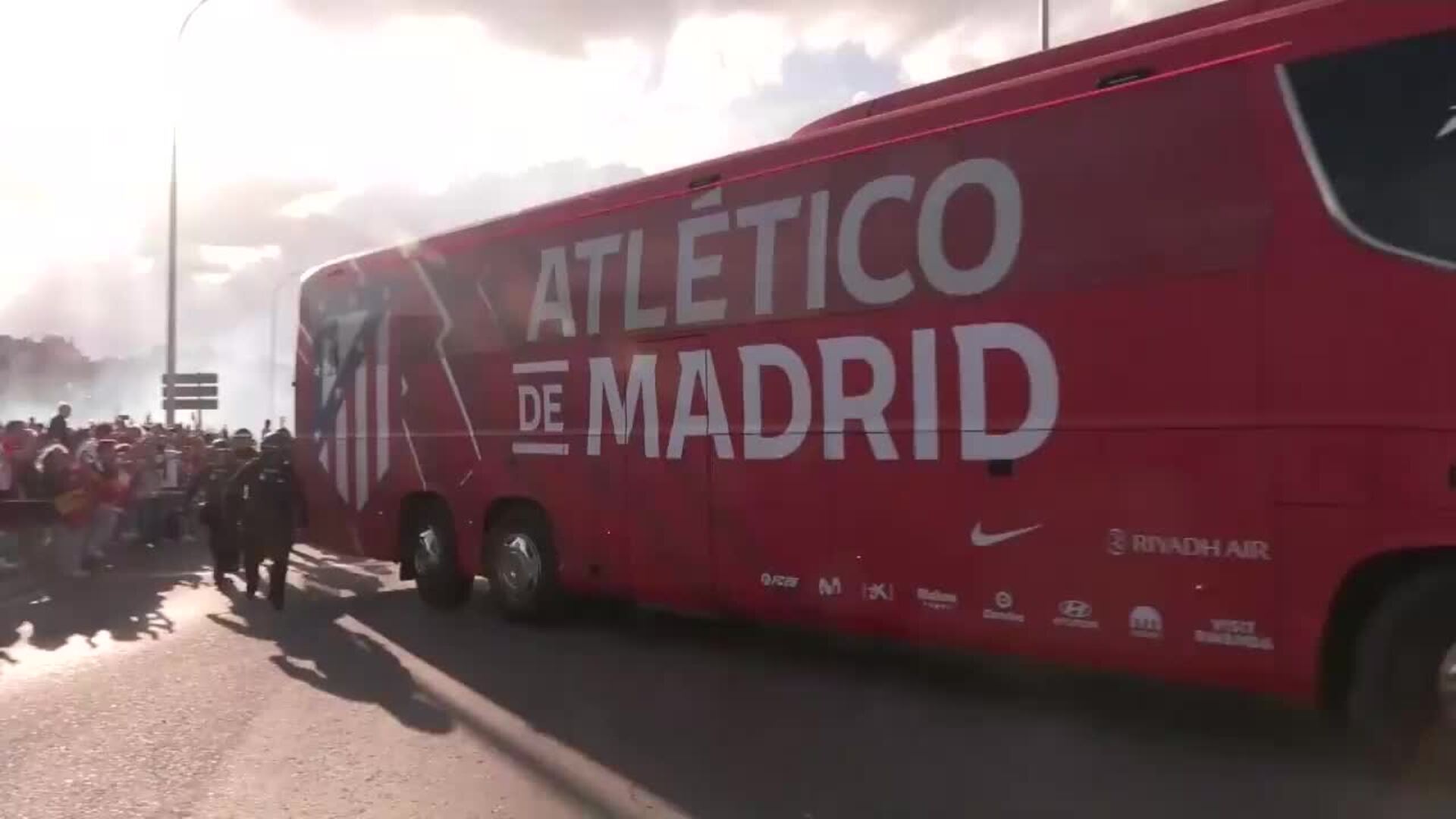 La afición del Atlético de Madrid confía en en doblegar al Arsenal en ...