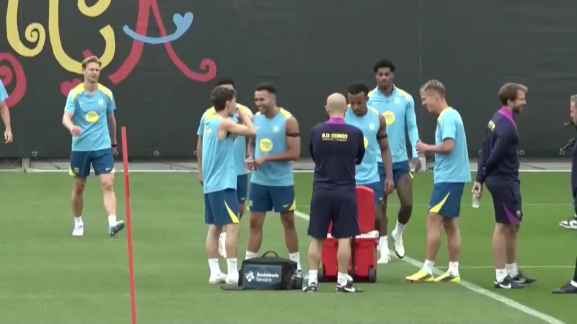Lamine Yamal, única ausencia en el último entrenamiento del Barcelona ...