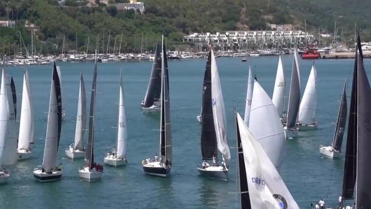 Una prueba por la bahía de Mahón pone fin a la regata Menorca-Sant Joan