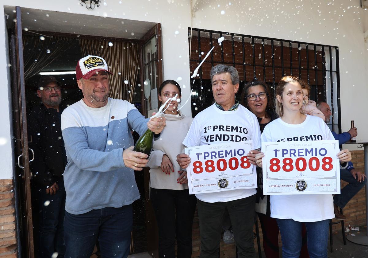 ¿Cuántos décimos tiene un mismo número de la Lotería de Navidad?