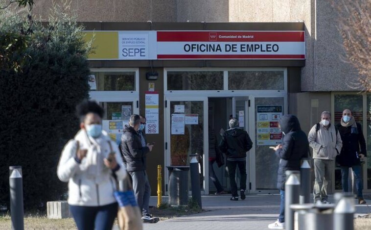 España lidera la tasa de desempleo de la OCDE con un paro del 13,1%