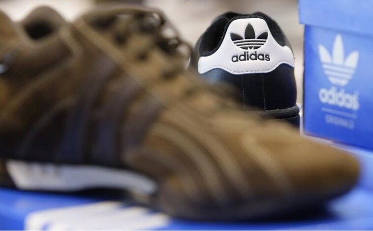El CEO de Adidas anuncia su marcha de la compañía en 2023
