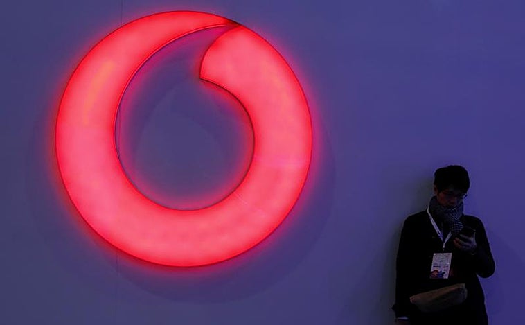 Vodafone vende su filial en Hungría por 1.759 millones a 4iG y al estado húngaro