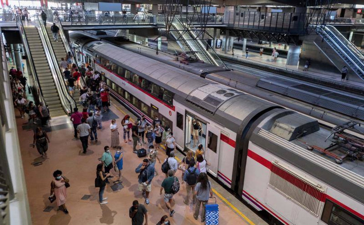 Estación de Atocha en el primer día de bonos gratuitos