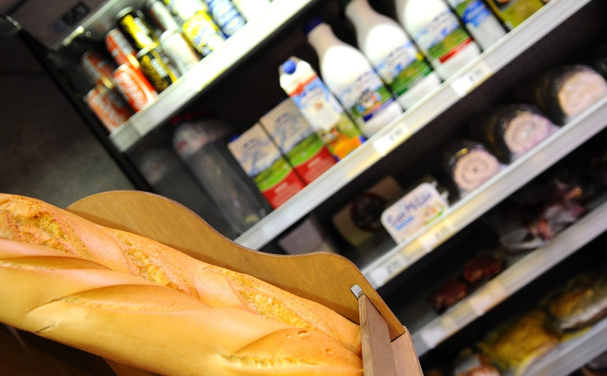El pan y la leche se encarecen más de un 15% en un año