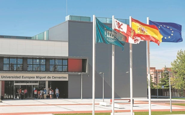 La universidad en persona, también online