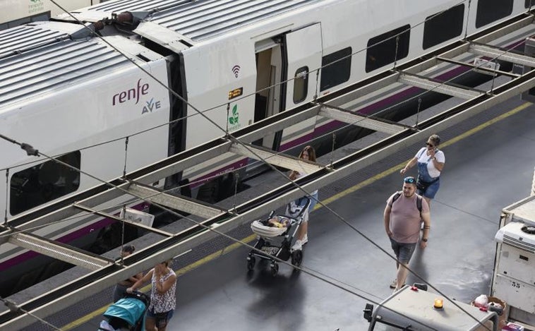 Renfe y Ouigo ponen ya a la venta los billetes de alta velocidad para  2023