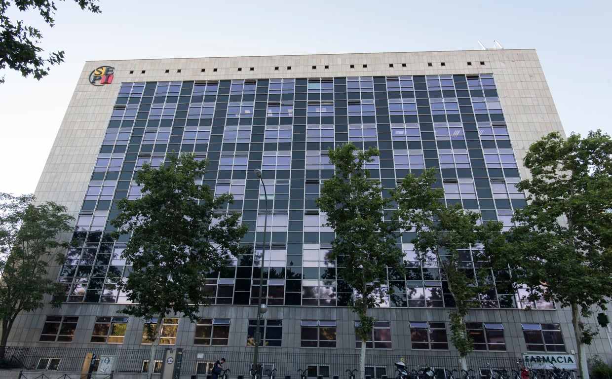 Fachada de la sede central de la SEPI en Madrid