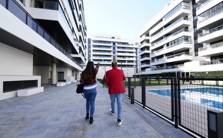 La hipoteca se come ya más del 40% de los ingresos familiares en Madrid y Barcelona