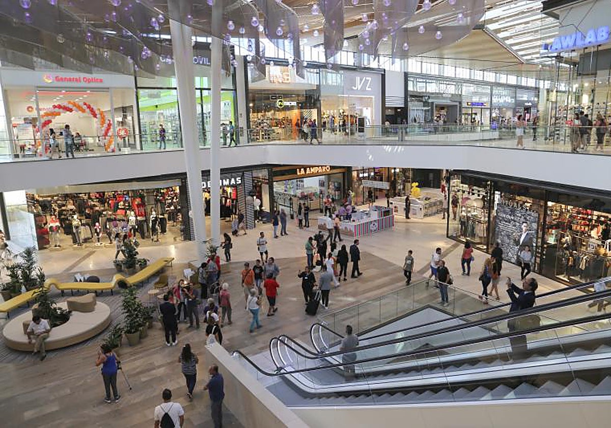 El consumo se frena a las puertas de la Navidad