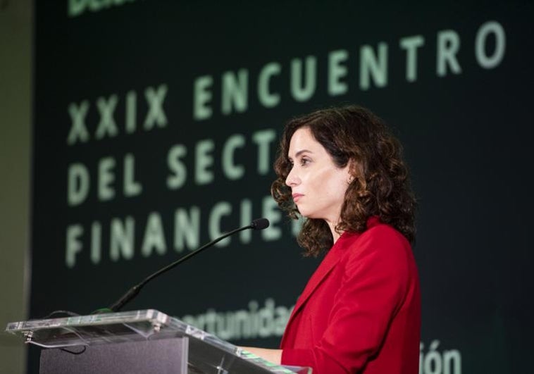 Ayuso ataca al Gobierno por los nuevos impuestos y denuncia que ahuyentan a los inversores de Madrid