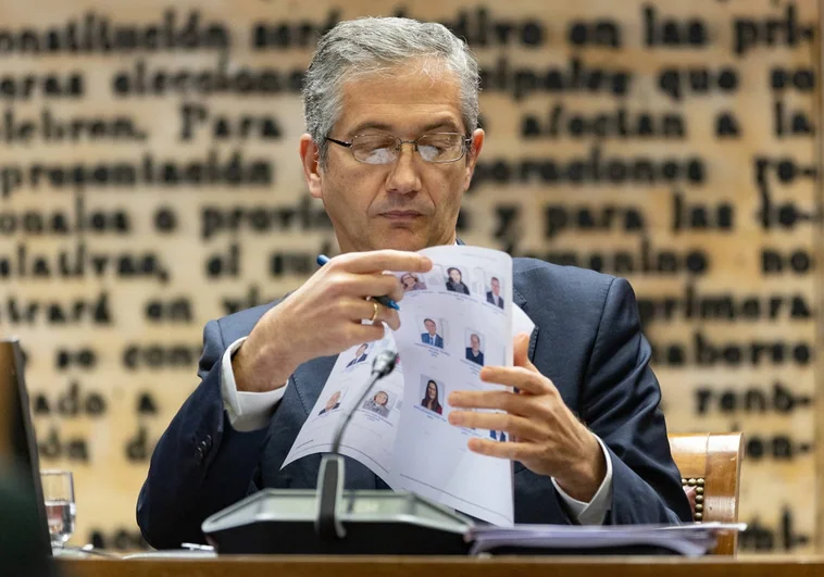 Governor of the Bank of Spain, Pablo Hernandez de Cos, at the Senate Budget Committee, on November 29, 2022, in Madrid (Spain)