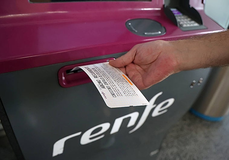¿Cómo solicitar la devolución de la fianza de los abonos de Renfe?