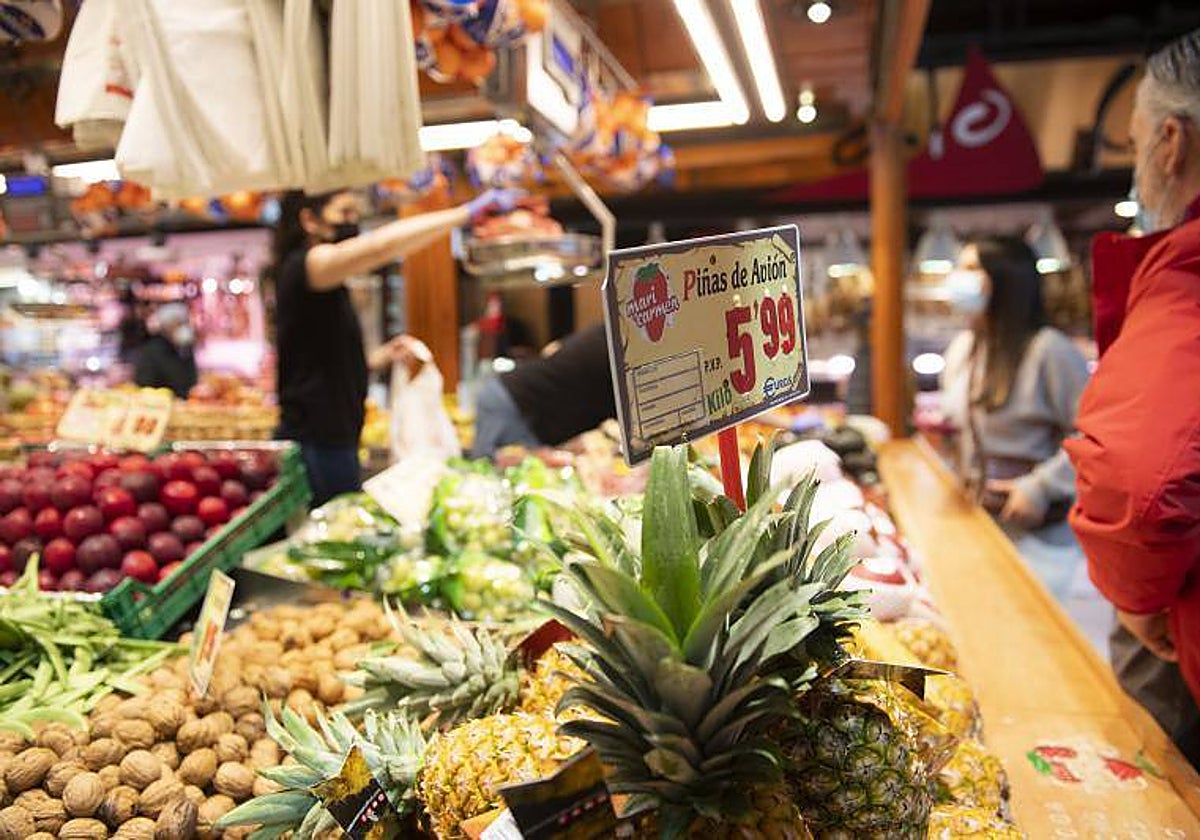 Una cesta de la compra más cara que nunca: estos son los alimentos que más suben