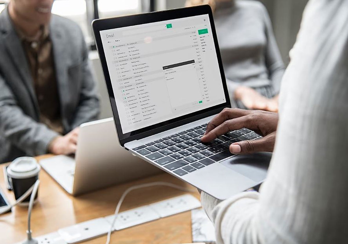 La estafa llega a través del correo electrónico