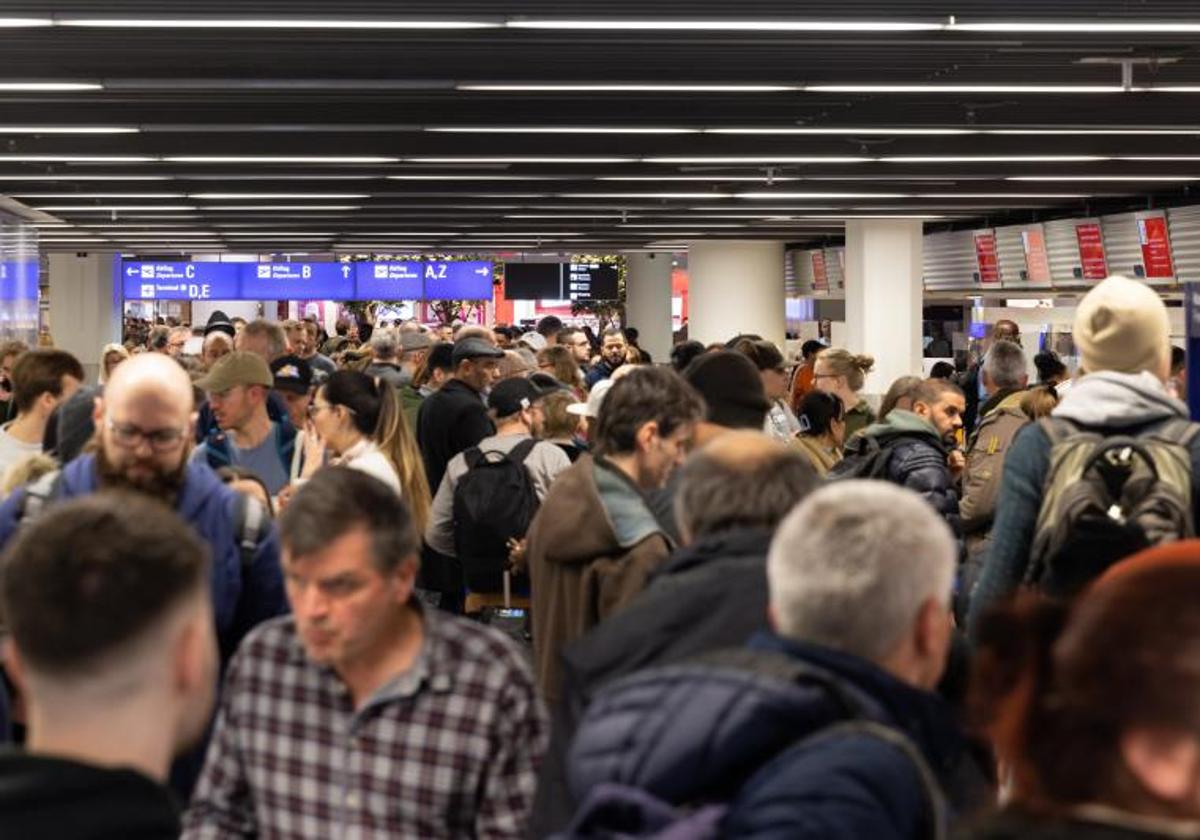 Una Huelga En Alemania Obliga A Cancelar Miles De Vuelos