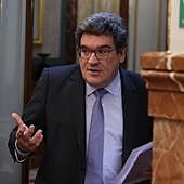 Escrivá permitirá destinar los ahorros del fondo público de pensiones a inversiones de riesgo