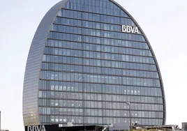 BBVA lanza un aviso a todos sus clientes con tarjeta de débito o crédito