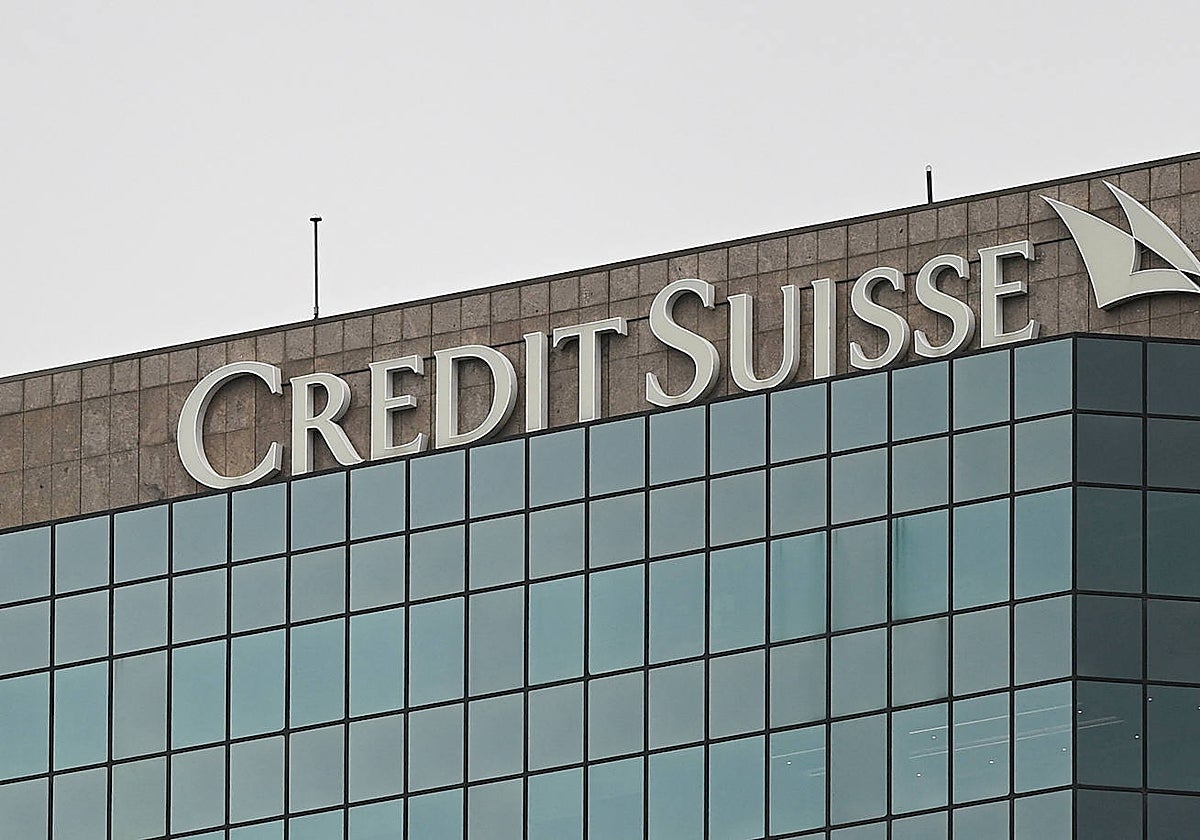 La entidad Credit Suisse fue adquirida ayer por UBS