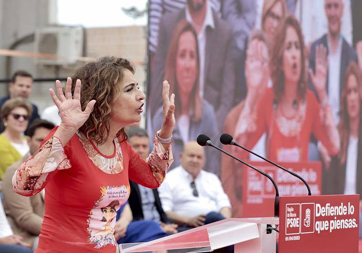 La ministra de Hacienda, María Jesús Montero, en un mítin en Murcia