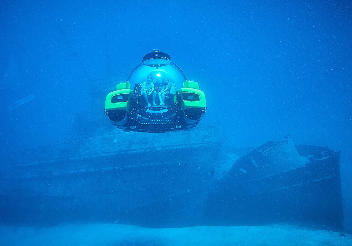 Tritón Submarines ha desarrollado vehículos como el primer sumergible turístico transparente