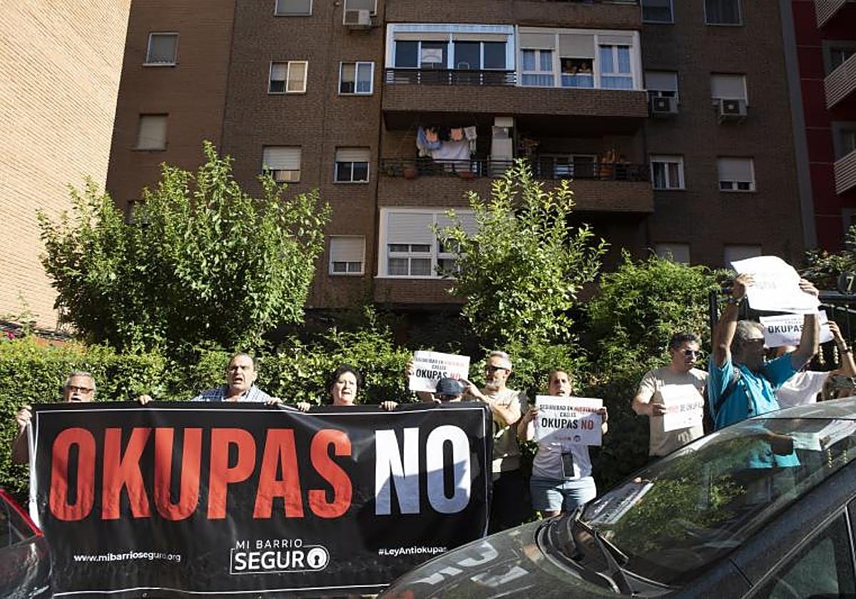 Los puntos de la nueva ley de vivienda que favorecen a los okupas