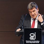 Escrivá garantiza a Bruselas que no gastará más del 14% del PIB en pensiones con su reforma