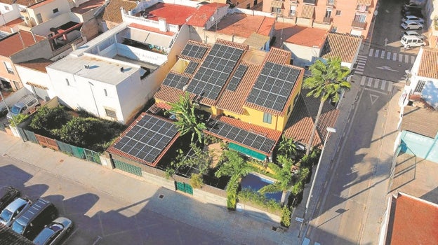 Comunidad energética de Canet d'En Berenguer, que da cobertura a 23 usuarios entre hogares, comercios y pymes